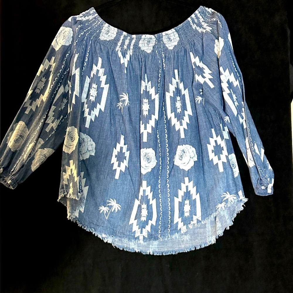 Mac & Me  Chambray denim roses Aztec off the shoulder shirt, Size L